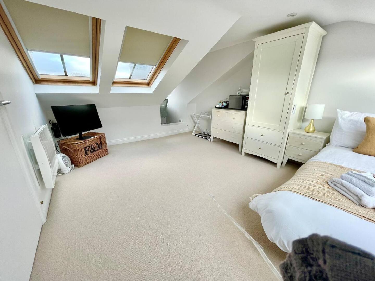 Bright Quiet Loft Room Ensuite Serene Clapham Area 런던 외부 사진