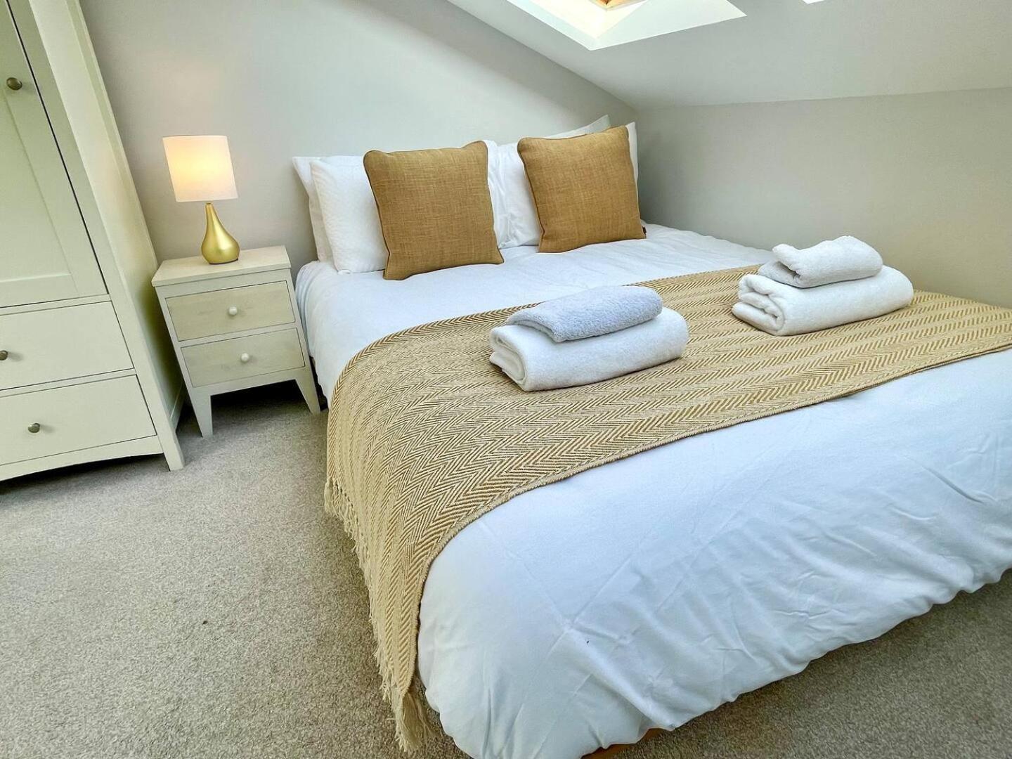 Bright Quiet Loft Room Ensuite Serene Clapham Area 런던 외부 사진