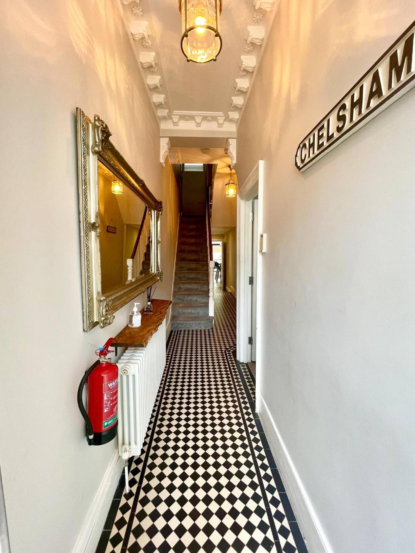 Bright Quiet Loft Room Ensuite Serene Clapham Area 런던 외부 사진